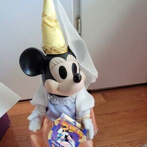 Disney Mickey Minnie Mouse Musical Figurine Porcelain Doll Brave Little Tailor S